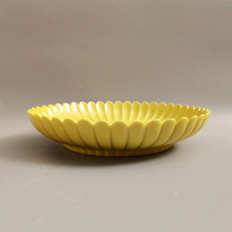 Yellow Glazed Chrysanthemum-Petal Saucer