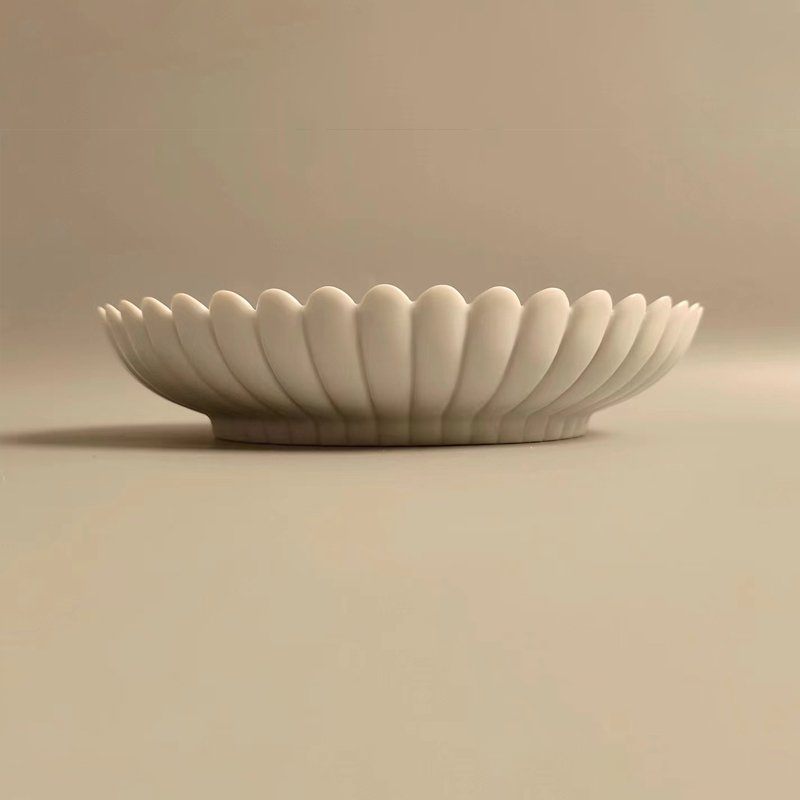 p31 White Glazed Chrysanthemum-Petal Saucer - Image 1